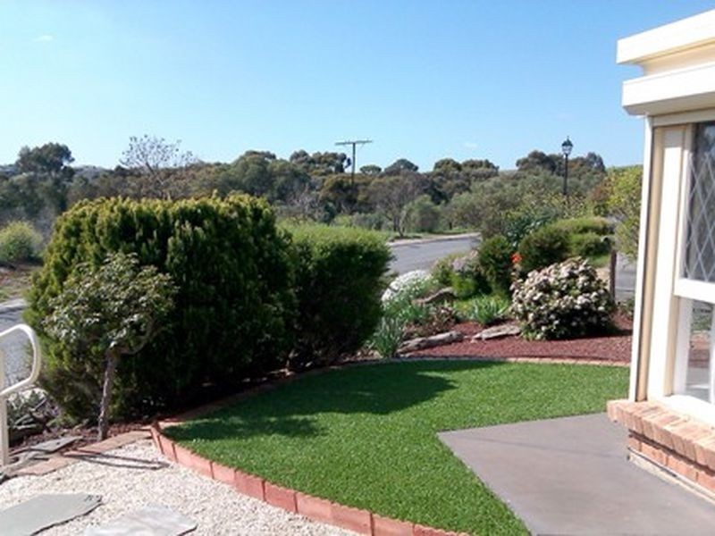 8 Mcgahan Crescent, Gawler East SA 5118