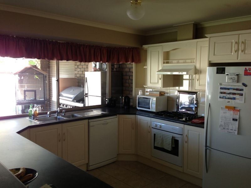 2 Gerlach Grove, Evanston Park SA 5116