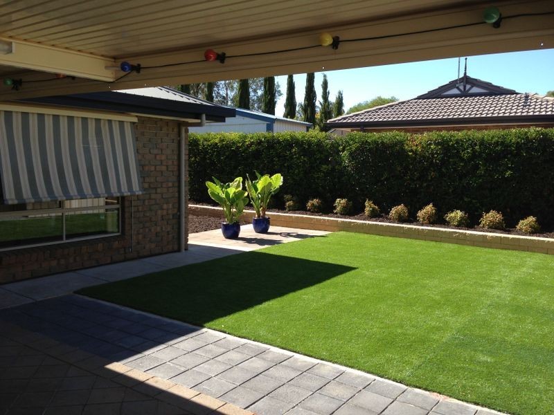 2 Gerlach Grove, Evanston Park SA 5116