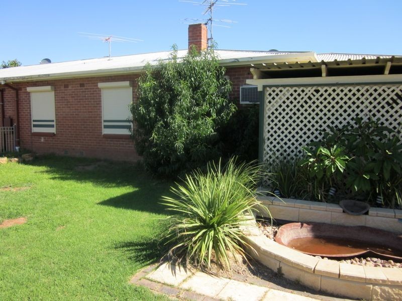 24 Bartlett Street, Elizabeth Downs SA 5113