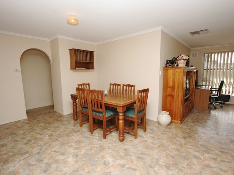 18 Sharrad Court, Andrews Farm SA 5114