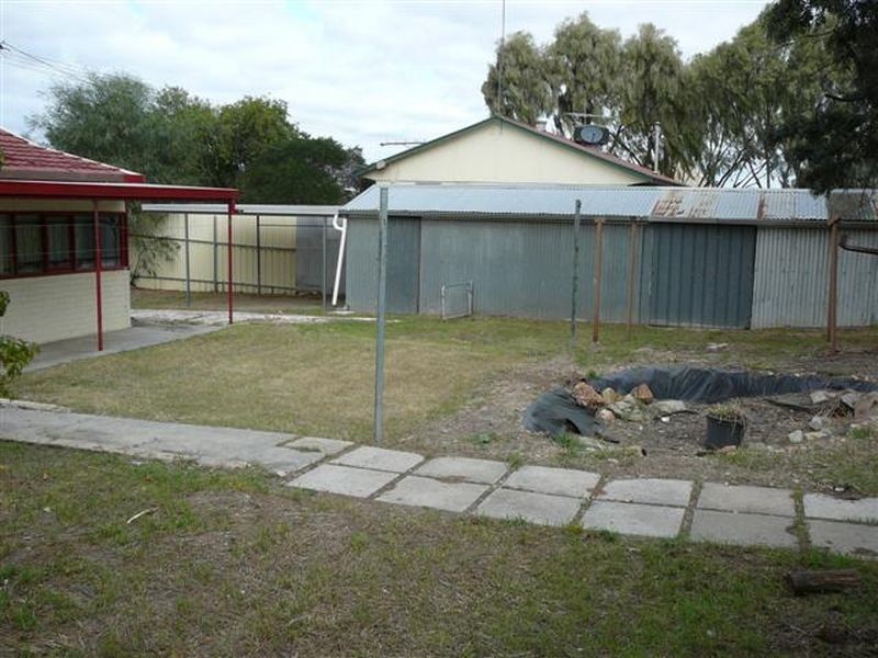 22 Davies Street, Willaston SA 5118