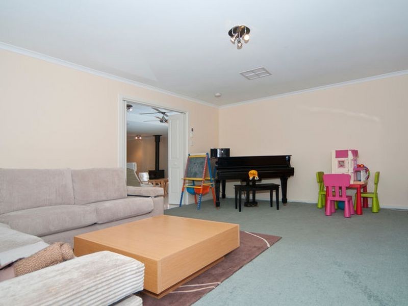 12 Quintrell Street, Kapunda SA 5373