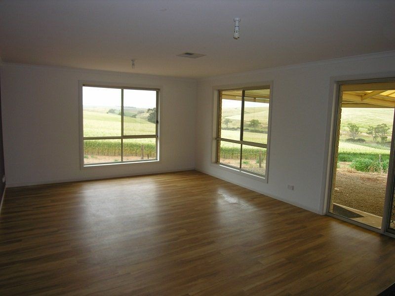 16 South Street, Hamley Bridge SA 5401