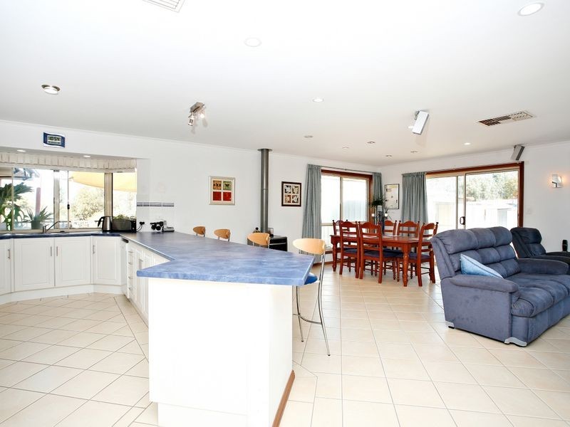 43 Dawkins Road TWO WELLS, Lewiston SA 5501