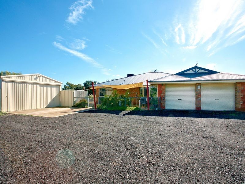 43 Dawkins Road TWO WELLS, Lewiston SA 5501