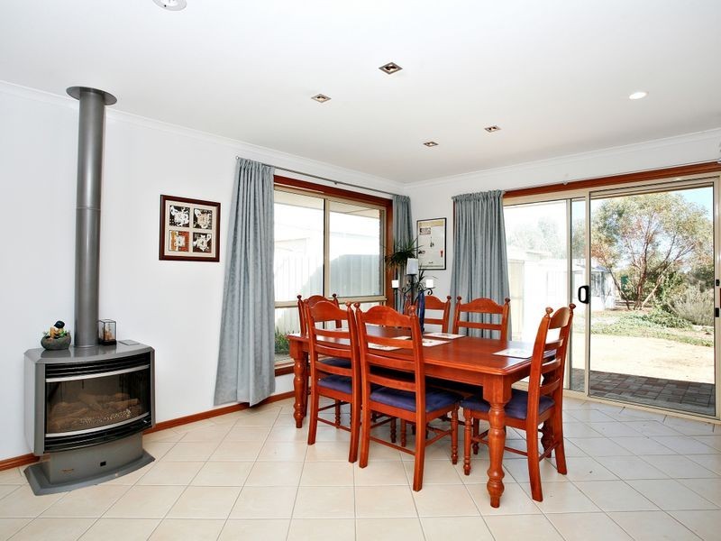 43 Dawkins Road TWO WELLS, Lewiston SA 5501