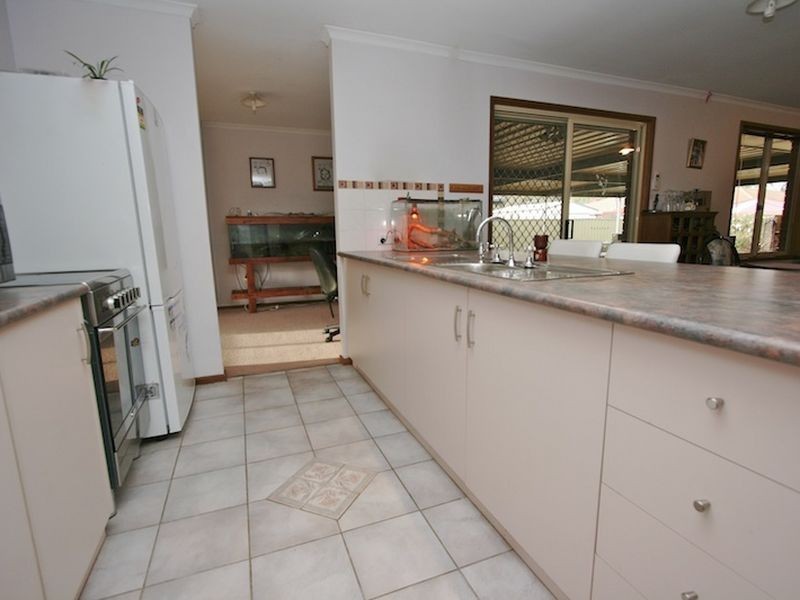 14 Liepin Close, Andrews Farm SA 5114