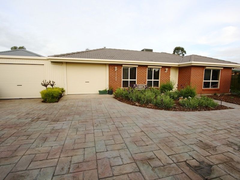 14 Liepin Close, Andrews Farm SA 5114