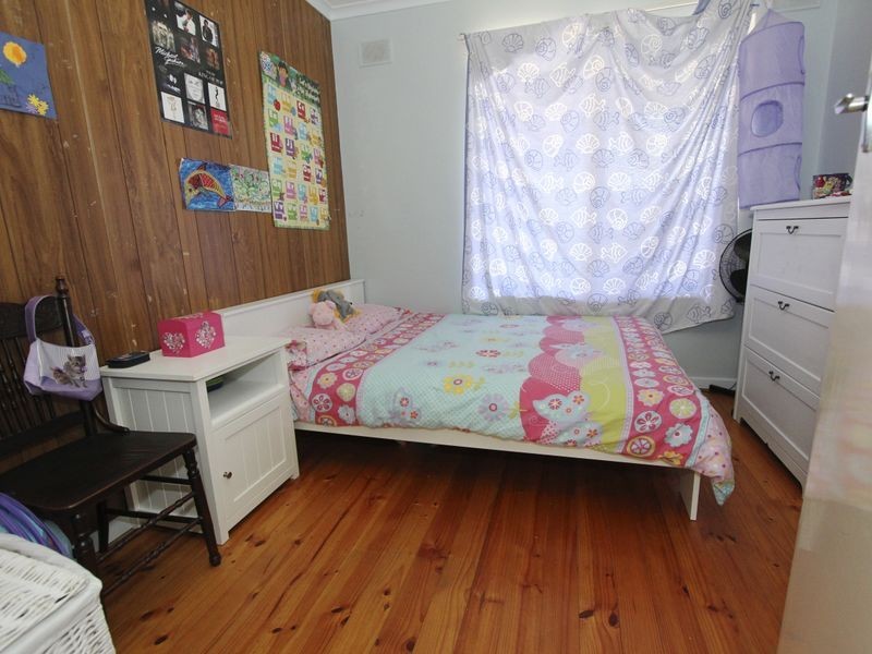 1 Pauline Drive, Surrey Downs SA 5126