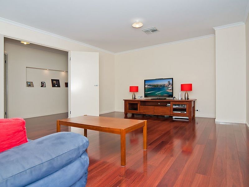 18 Semmens Crescent, Freeling SA 5372