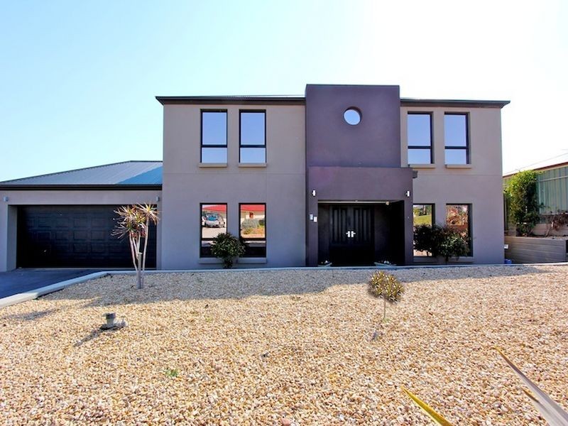 76 Osprey Parade, Hewett SA 5118