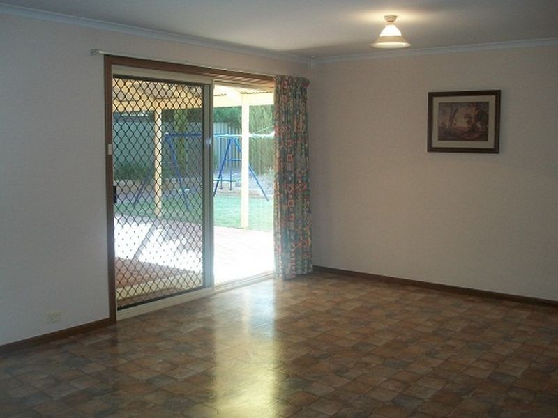 16 Addis Street, Evanston Park SA 5116