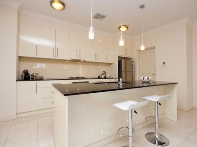 2 Marcella Lane, Mawson Lakes SA 5095