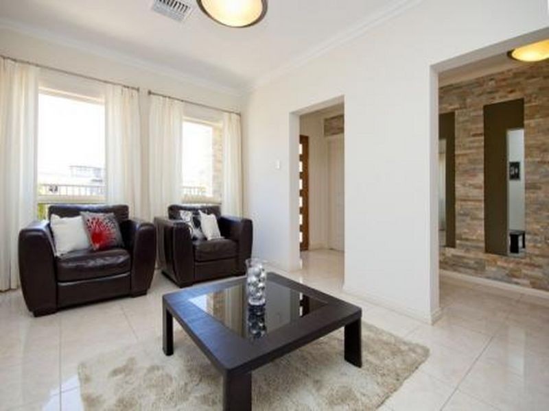 2 Marcella Lane, Mawson Lakes SA 5095