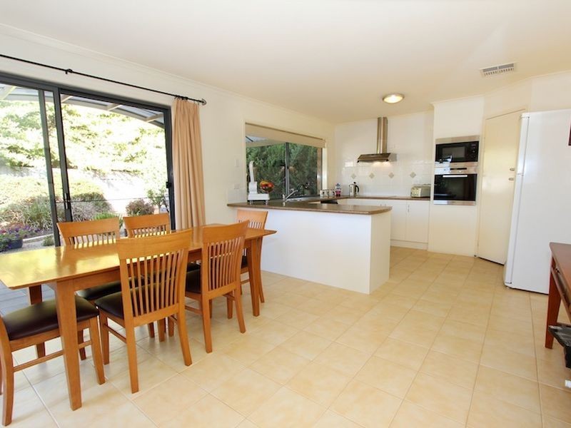 13 Maxwell Court, Evanston Park SA 5116