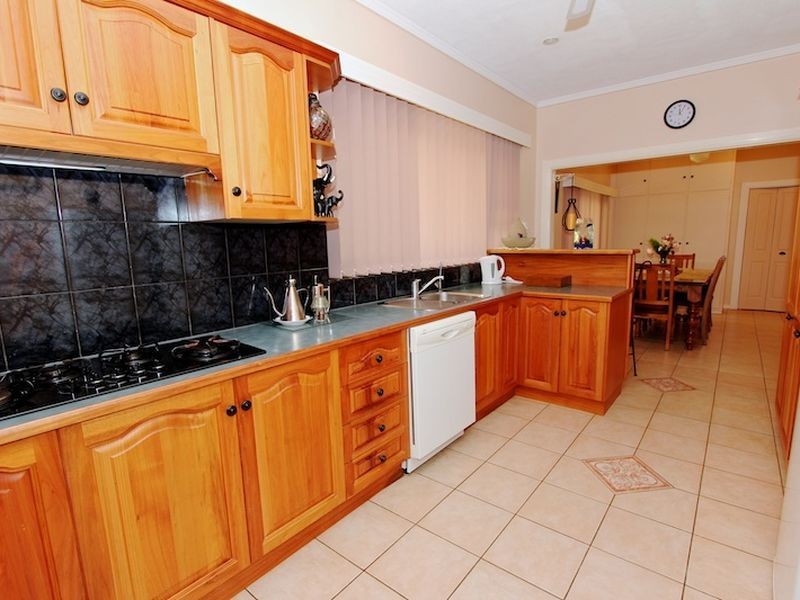 6 High Street, Willaston SA 5118