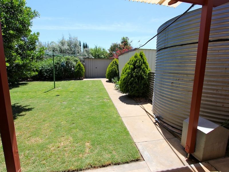 6 High Street, Willaston SA 5118