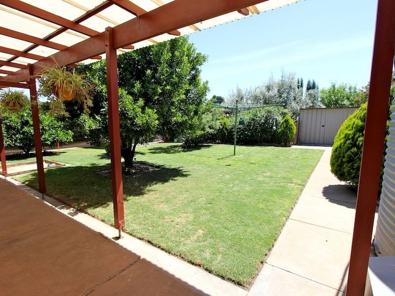 6 High Street, Willaston SA 5118