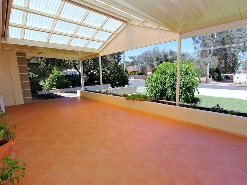 6 High Street, Willaston SA 5118