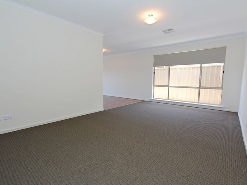 4 Antonio Avenue, Munno Para West SA 5115