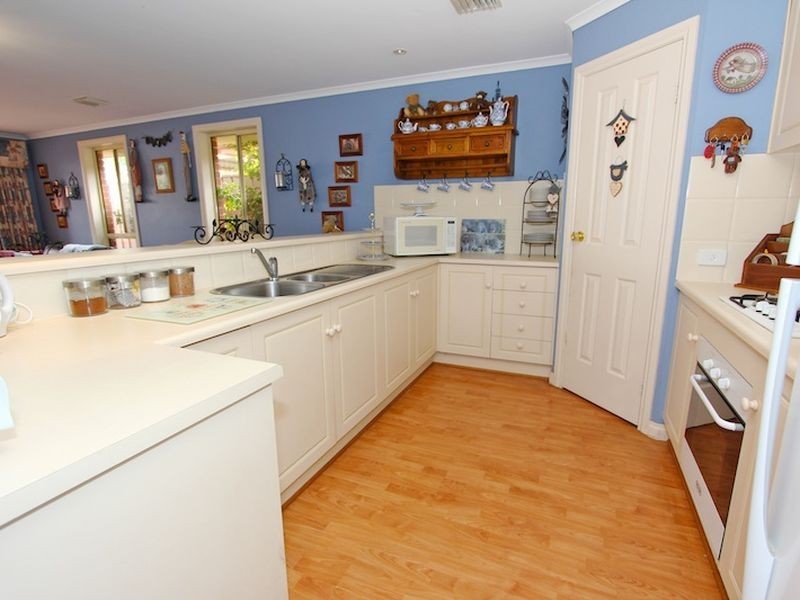 28 Toner Crescent, Evanston Park SA 5116