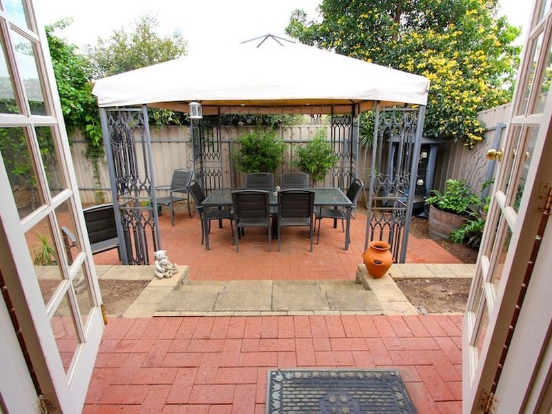 28 Toner Crescent, Evanston Park SA 5116