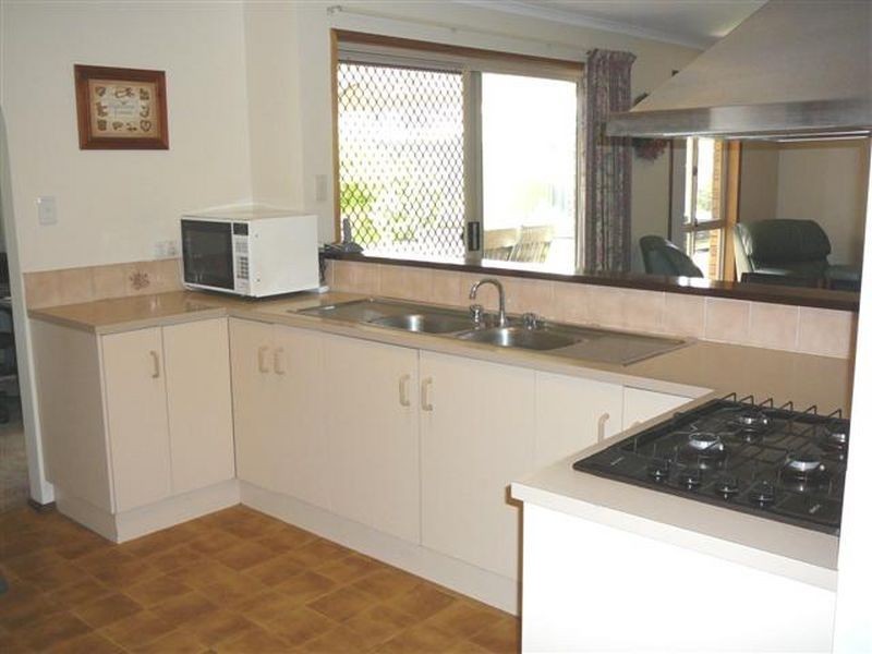 2 Folland Avenue, Willaston SA 5118