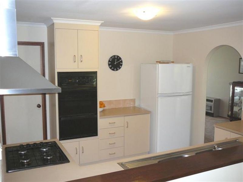 2 Folland Avenue, Willaston SA 5118
