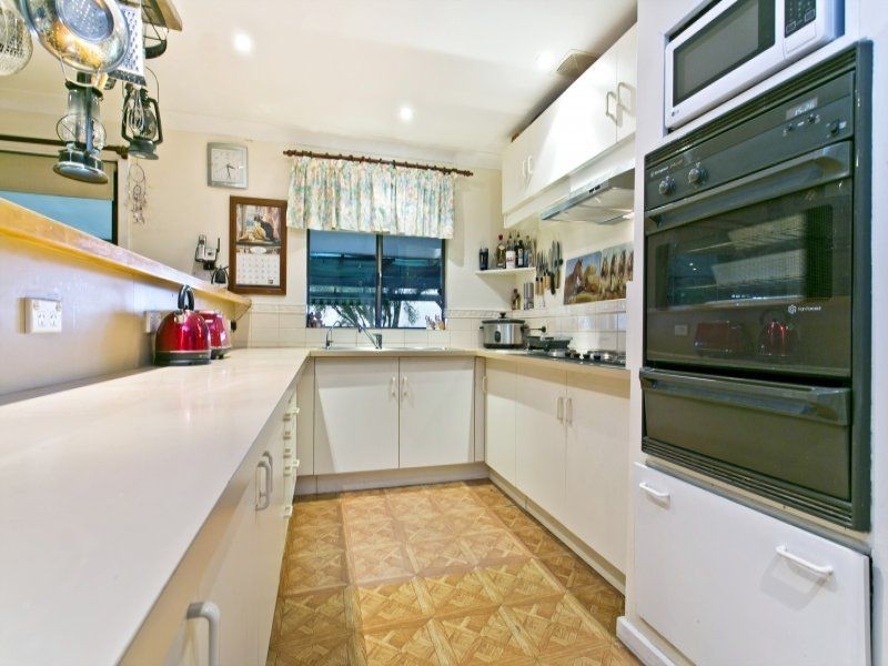 11 Bowman Court, Evanston Park SA 5116