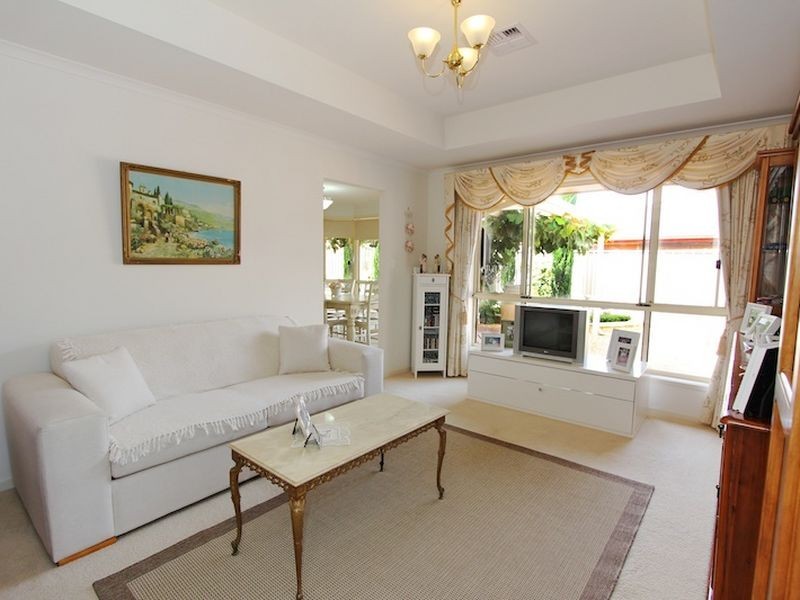 14 Creedon Close, Evanston Park SA 5116