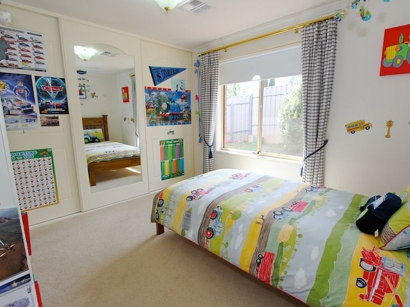 14 Creedon Close, Evanston Park SA 5116