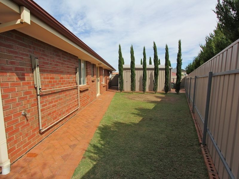 14 Creedon Close, Evanston Park SA 5116