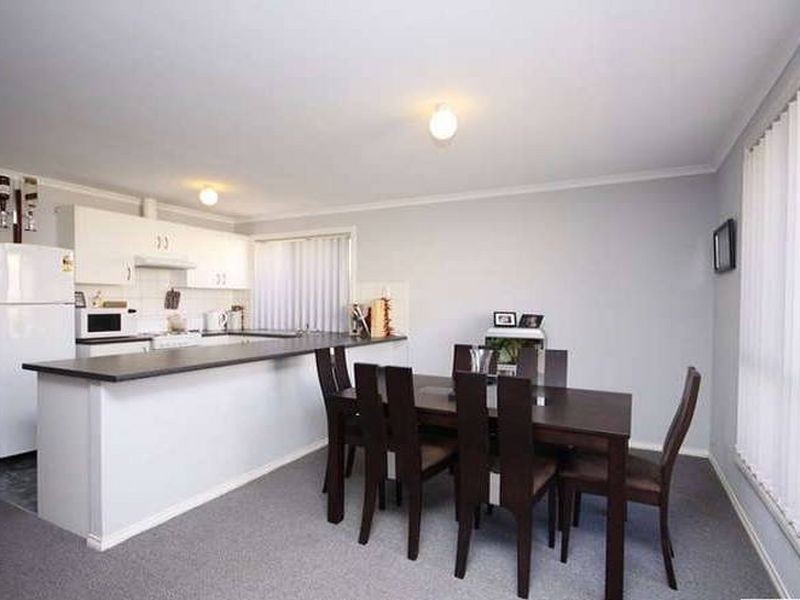 43 Gleeson Grove, Evanston Park SA 5116