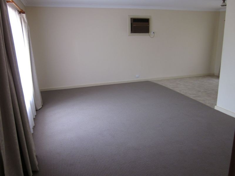 13 Barossa Avenue, Gawler East SA 5118