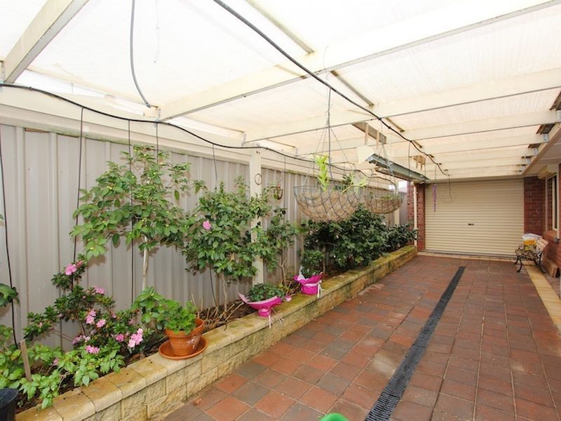 9 Toner Crescent, Evanston Park SA 5116