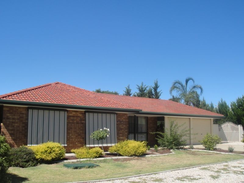 48 Jemalong Crescent, Roseworthy SA 5371