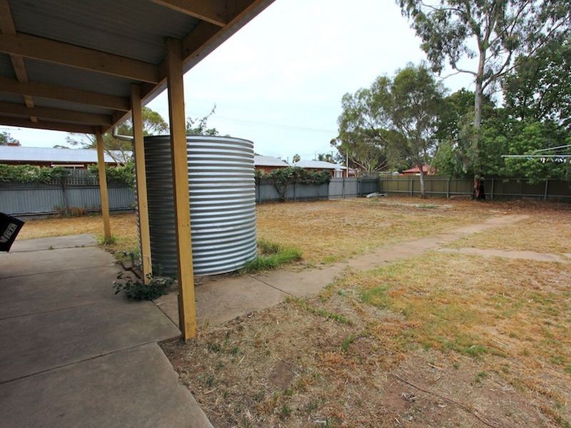 2 Duncan Crescent, Gawler South SA 5118