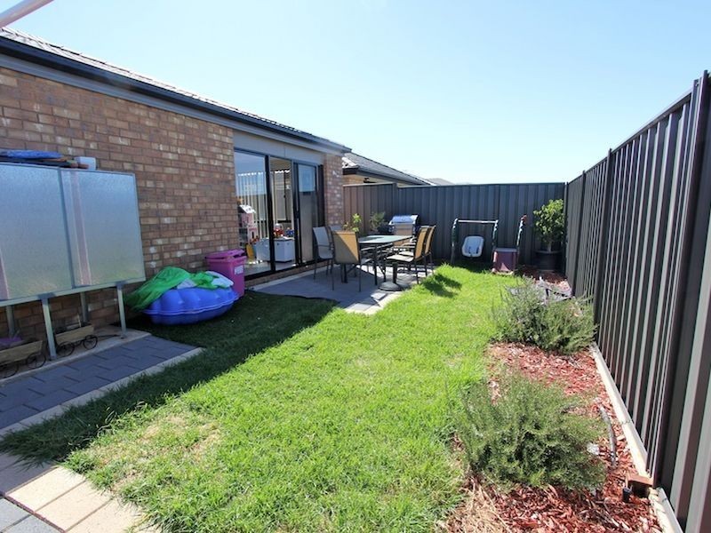 4 Albert Court, Andrews Farm SA 5114