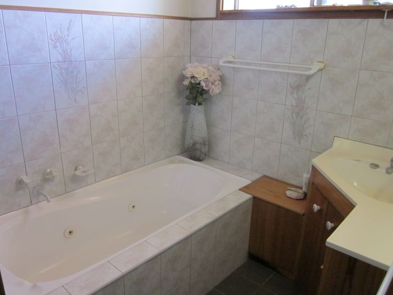 9 Trevu Avenue, Gawler East SA 5118