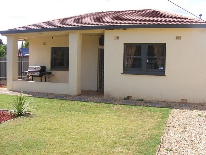 1 Railway Crescent, Evanston SA 5116