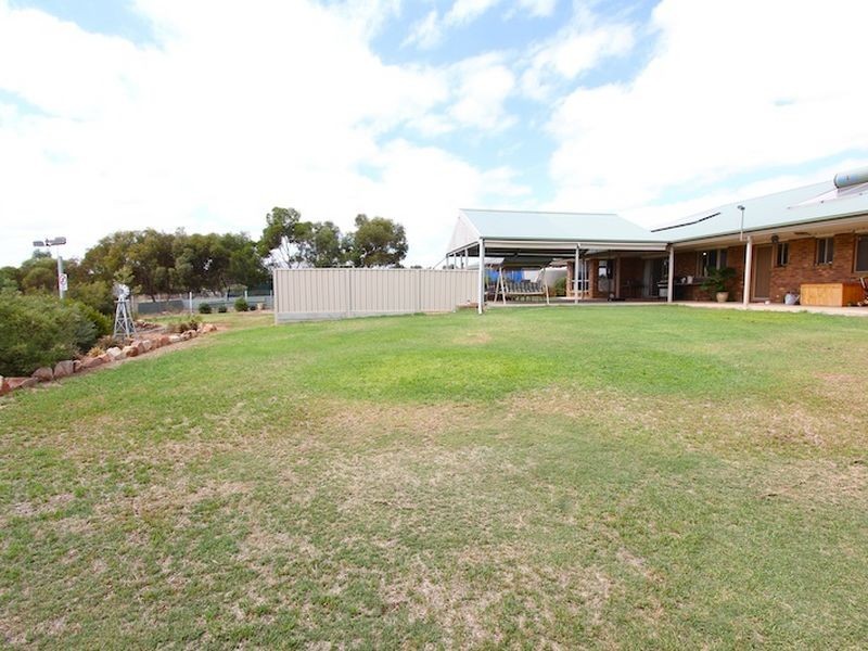 3 Horseshoe Drive, Roseworthy SA 5371
