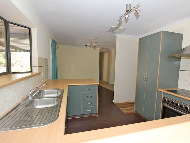 16 Erina Court, Lewiston SA 5501