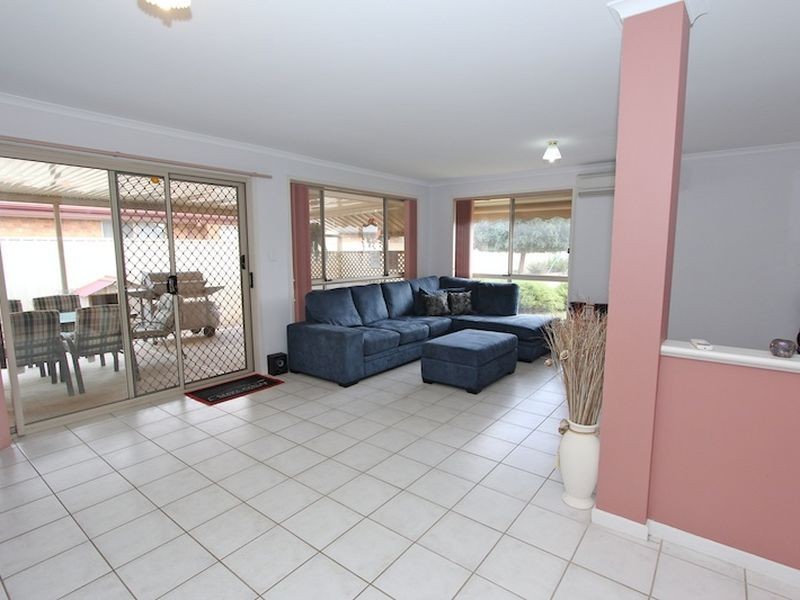 27 Hidson Street, Evanston SA 5116