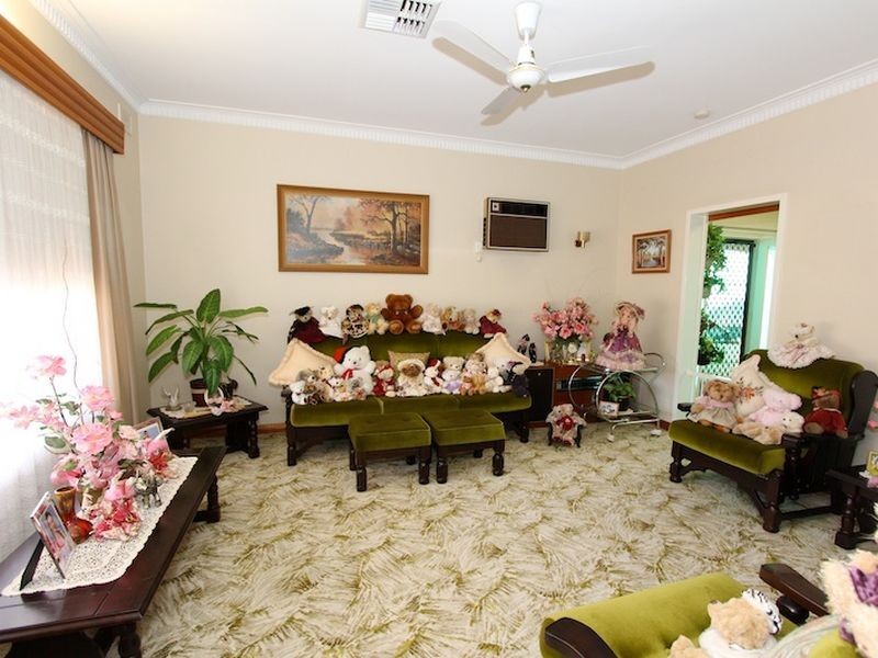 16 Barnet Road, Evanston SA 5116