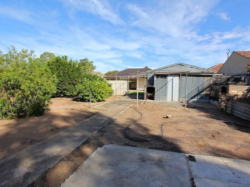 16 Barnet Road, Evanston SA 5116