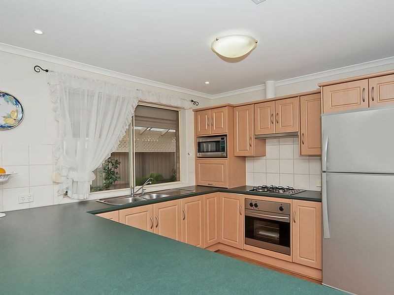 24 Toner Crescent, Evanston Park SA 5116