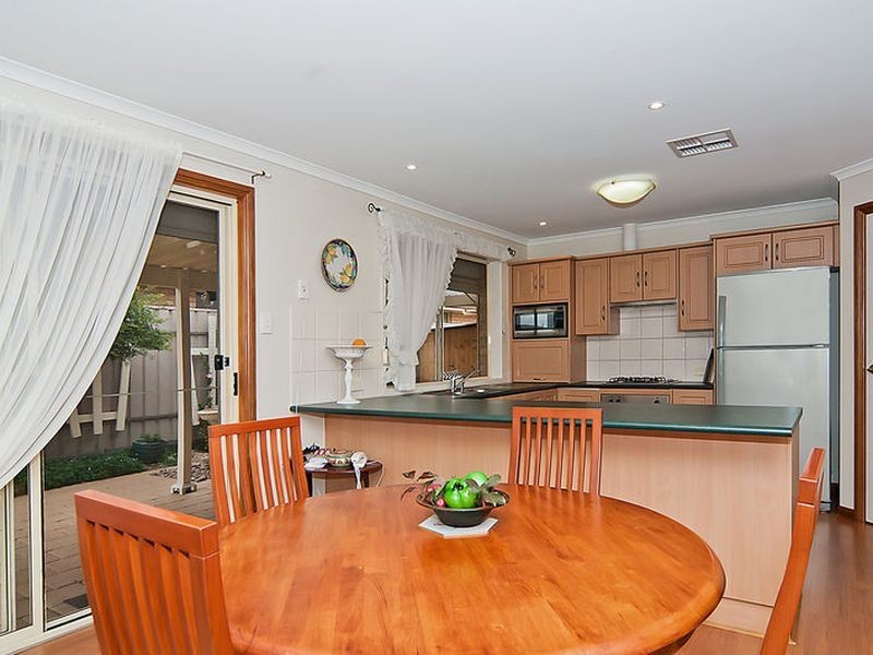 24 Toner Crescent, Evanston Park SA 5116