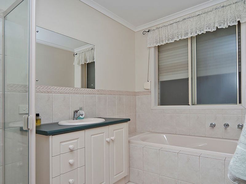 24 Toner Crescent, Evanston Park SA 5116