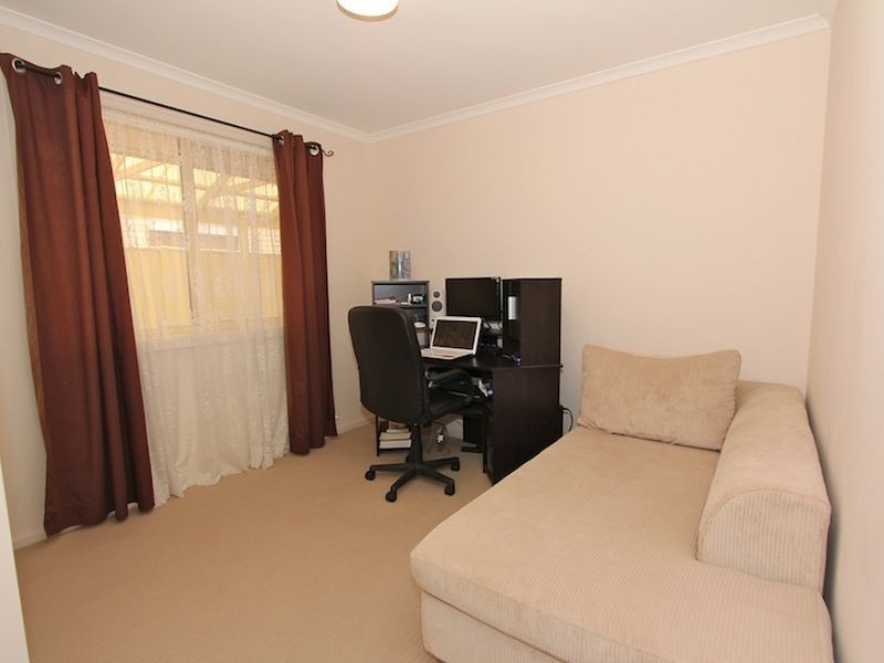 14 Meadow Lane, Para Hills West SA 5096